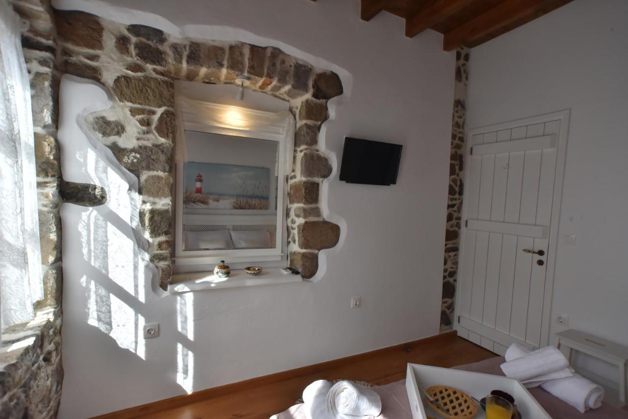 Patriko Nisyrian Guesthouse Mandraki  Luaran gambar